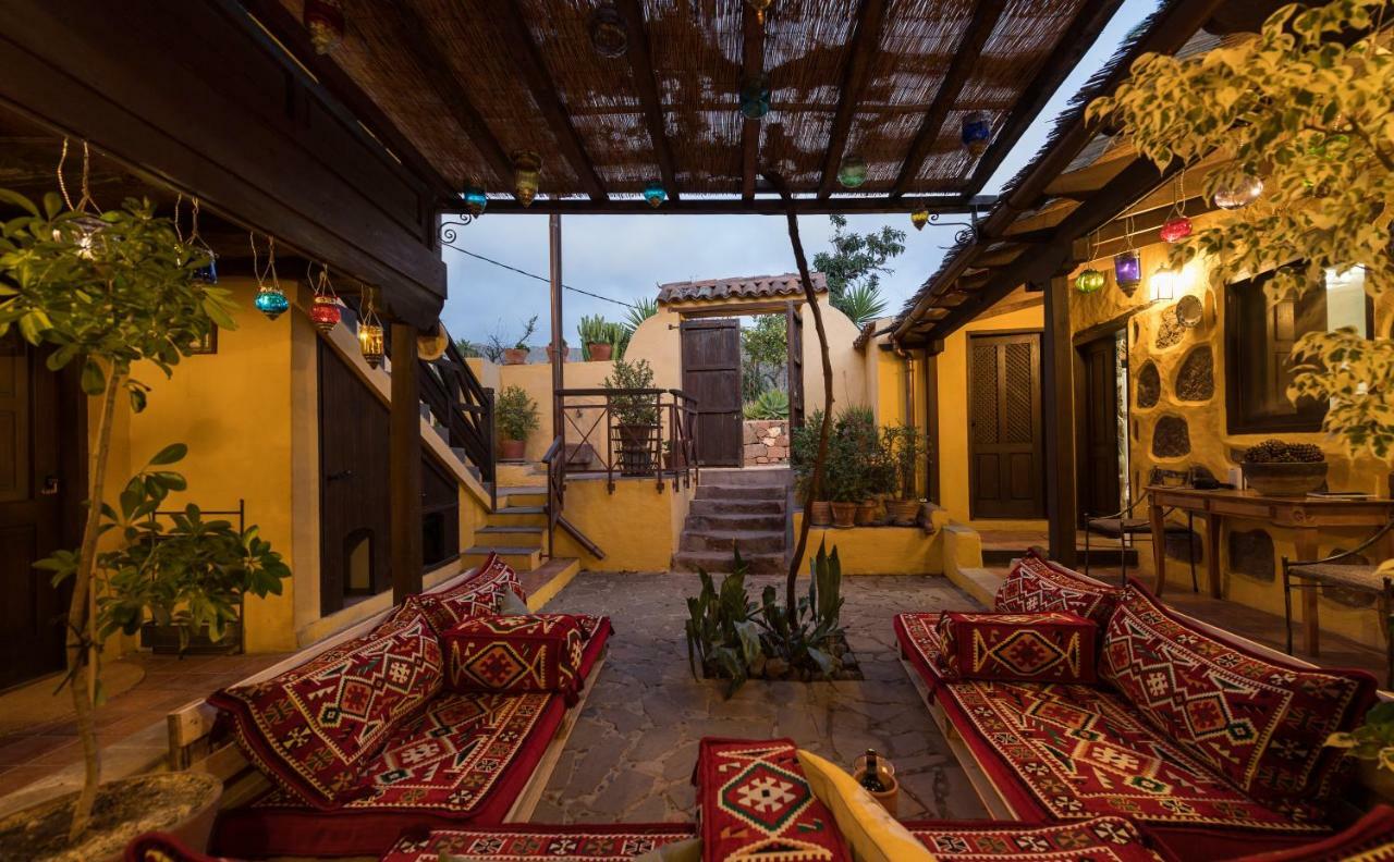 Bohemian Hideaway Finca - 2 Unique Houses With Shared Pool Santa Lucia 客房 照片